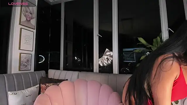 Snapshot of Megan_Lim chatting on 1, 3, 2025 Megan Lim online show from 1, 3, 2025