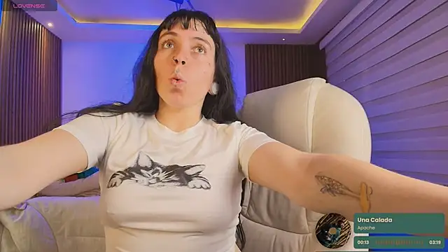 Lucy Smith2 online show from 27, 10, 2025