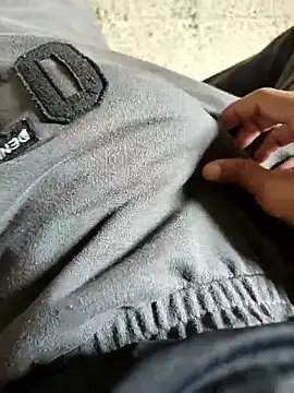 SurjS9 online show from 3, 11, 2025