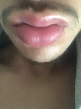 Snapshot of favormaker chatting on 19, 12, 2024 favormaker online show from 19, 12, 2024