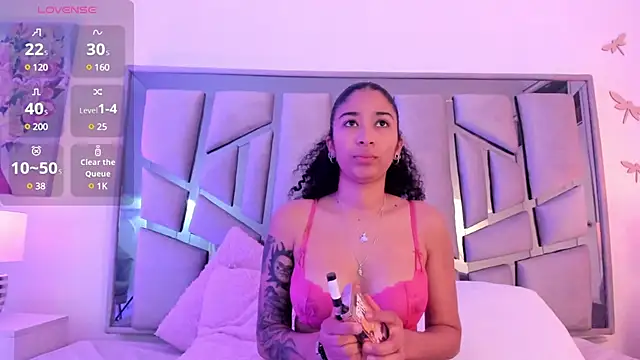 Snapshot of _lanna_jhonson_ chatting on 30, 12, 2024  lanna jhonson  online show from 30, 12, 2024