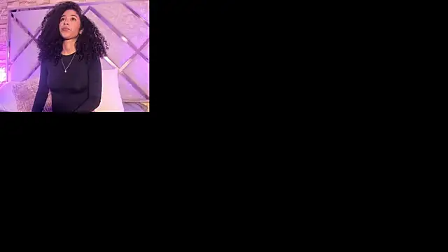 Snapshot of _lanna_jhonson_ chatting on 19, 9, 2025  lanna jhonson  online show from 19, 9, 2025