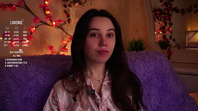 GillianDowdey online show from 28, 11, 2025