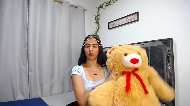 Snapshot of anna_alvarez chatting on 14, 5, 2026 anna alvarez online show from 14, 5, 2026