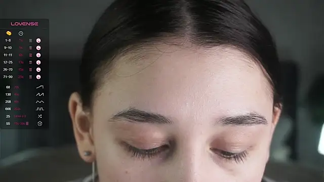 AislyEmbury online show from 10, 3, 2025