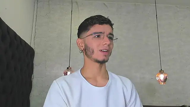 Snapshot of Ian_Castillo_ chatting on 11, 2, 2025 Ian Castillo online show from 11, 2, 2025