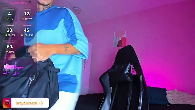 Ian Castillo  online show from 17, 11, 2025