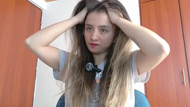 Snapshot of julietta___jackson chatting on 24, 4, 2026 julietta jackson online show from 24, 4, 2026