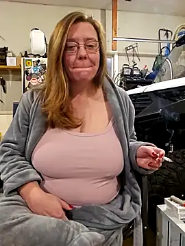 MsShelby40 online show from 16, 1, 2025