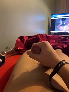 Snapshot of enzomlt chatting on 26, 11, 2025 enzomlt online show from 26, 11, 2025