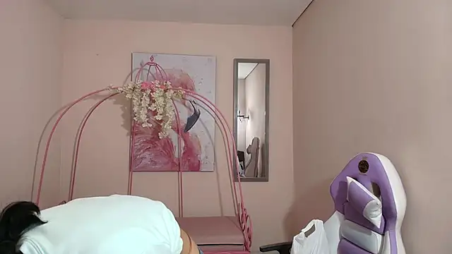 Violetta Suky online show from 27, 2, 2025