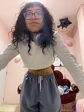 Violetta Suky online show from 11, 11, 2025