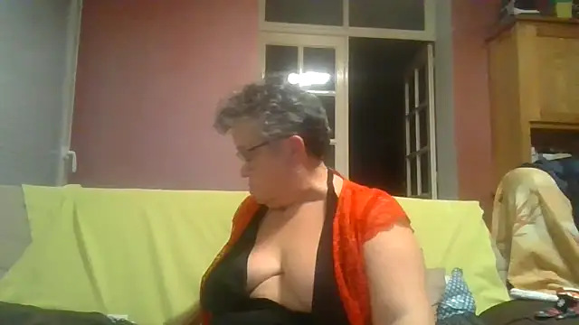 Vandeae44 online show from 18, 12, 2025