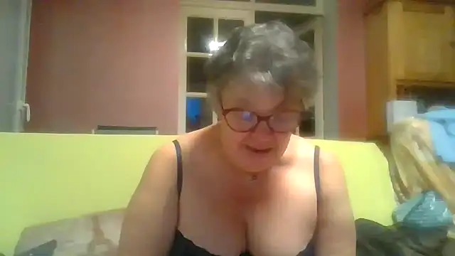 Vandeae44 online show from 29, 4, 2026