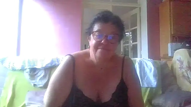 Vandeae44 online show from 15, 6, 2026