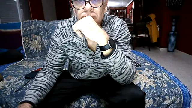 Snapshot of maduroguapo chatting on 5, 2, 2026 maduroguapo online show from 5, 2, 2026