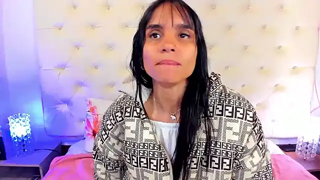 sophie pariss online show from 12, 2, 2025