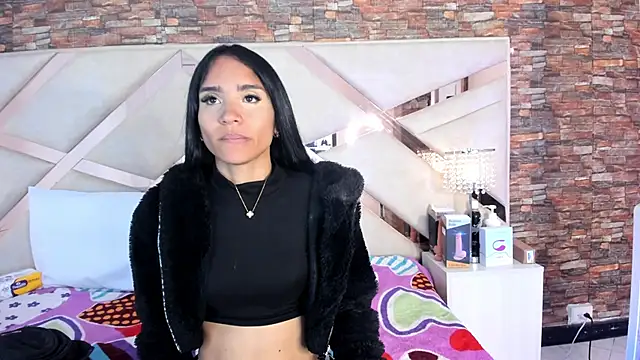 sophie pariss online show from 24, 9, 2025