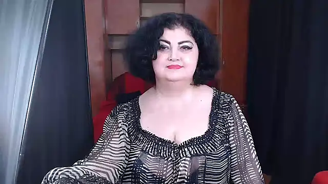 Snapshot of _MissJ_ chatting on 5, 2, 2025 MissJ online show from 5, 2, 2025