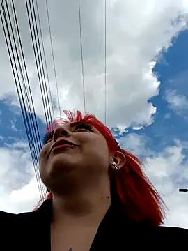 madelaine- online show from 27, 1, 2025