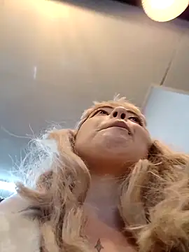 madelaine- online show from 10, 3, 2025