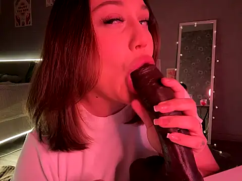 DaisyBooom online show from 28, 9, 2025