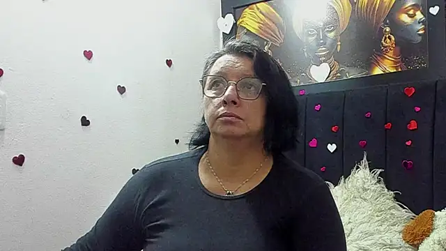 Evaaross 2345 online show from 29, 5, 2026