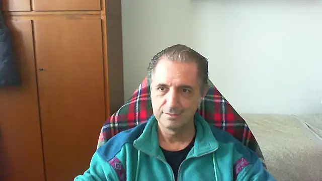 Snapshot of lliuk70mi chatting on 22, 4, 2026 lliuk70mi online show from 22, 4, 2026