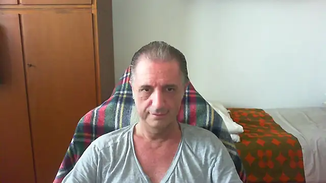 Snapshot of lliuk70mi chatting on 21, 5, 2026 lliuk70mi online show from 21, 5, 2026