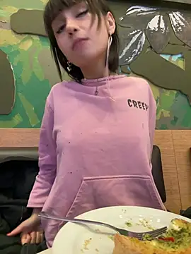 bigbabykiki online show from 3, 2, 2025