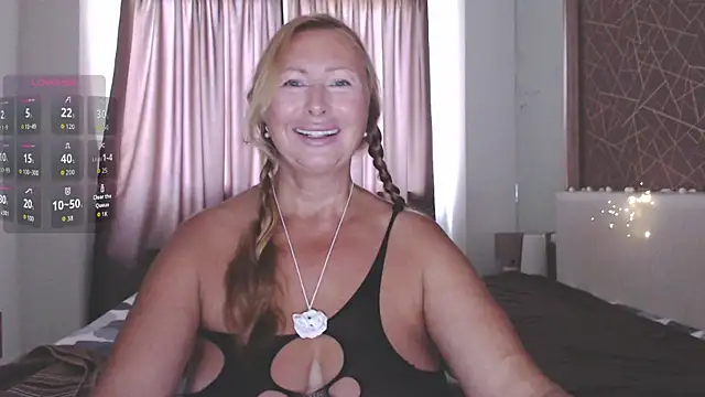 Snapshot of _Monika_sun_ chatting on 26, 5, 2026 Monika sun online show from 26, 5, 2026