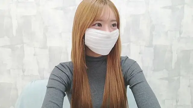 Snapshot of LOVE_MOMO_LOVE chatting on 15, 2, 2026 LOVE MOMO LOVE online show from 15, 2, 2026