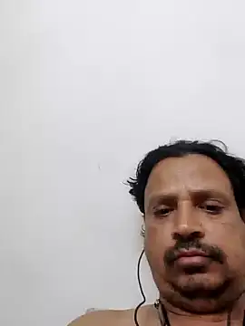 Snapshot of Raj1043 chatting on 17, 1, 2025 Raj1043 online show from 17, 1, 2025