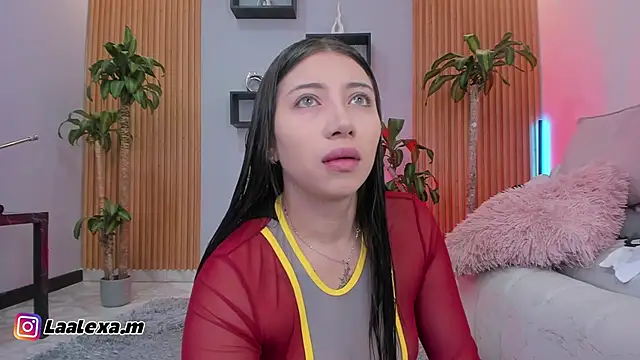 Snapshot of Aixaa_charles chatting on 12, 11, 2025 Aixaa charles online show from 12, 11, 2025