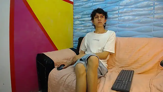 Snapshot of Felipe_Browns chatting on 12, 2, 2025 Felipe Browns online show from 12, 2, 2025