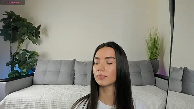 Snapshot of NicoleLuv chatting on 4, 12, 2024 NicoleLuv online show from 4, 12, 2024