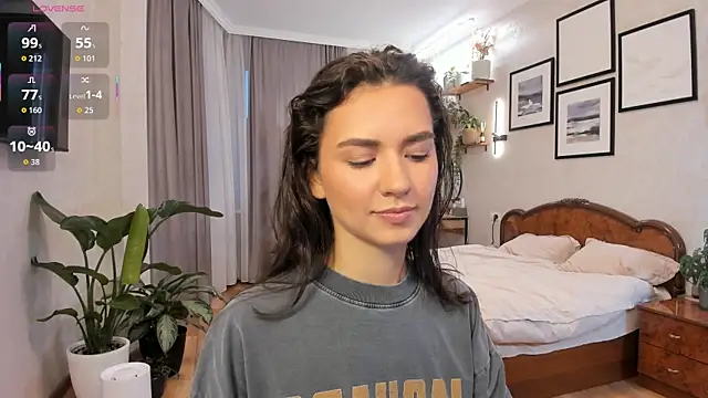 NicoleLuv online show from 14, 11, 2025