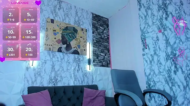 Snapshot of Queen_Cuarxxo chatting on 18, 2, 2026 Queen Cuarxxo online show from 18, 2, 2026