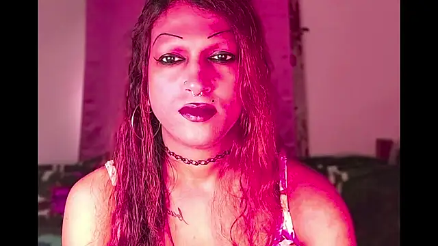 Snapshot of MmmMonikaBabie chatting on 27, 4, 2026 MmmMonikaBabie online show from 27, 4, 2026