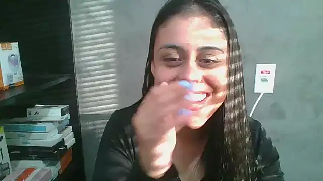 amorinha99 online show from 13, 5, 2026