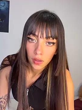 MiaGoth  online show from 7, 6, 2026