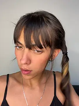 MiaGoth  online show from 3, 7, 2026