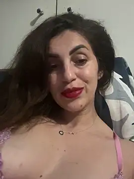 EmaSkyes online show from 13, 11, 2025