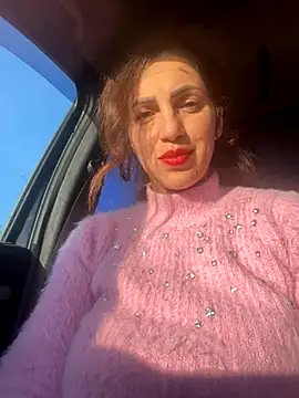 EmaSkyes online show from 22, 11, 2025