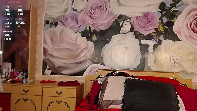 Snapshot of MarineSweet chatting on 28, 9, 2025 MarineSweet online show from 28, 9, 2025