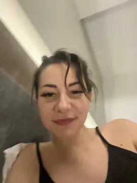 Snapshot of BelleSkye chatting on 26, 1, 2025 BelleSkye online show from 26, 1, 2025