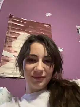 Snapshot of BelleSkye chatting on 15, 3, 2025 BelleSkye online show from 15, 3, 2025