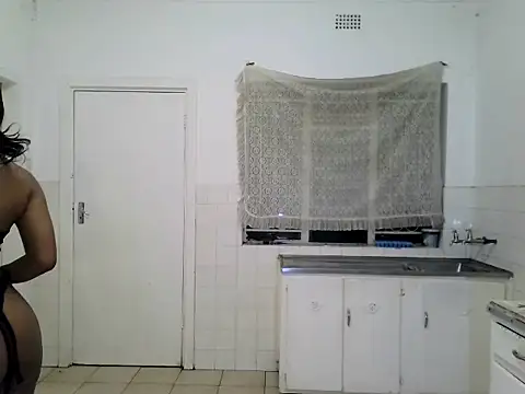 Snapshot of ReginaStar16 chatting on 12, 6, 2026 ReginaStar16 online show from 12, 6, 2026