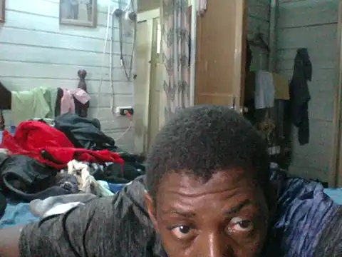 Snapshot of PELOVER chatting on 5, 10, 2025 PELOVER online show from 5, 10, 2025