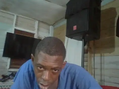Snapshot of PELOVER chatting on 18, 10, 2025 PELOVER online show from 18, 10, 2025